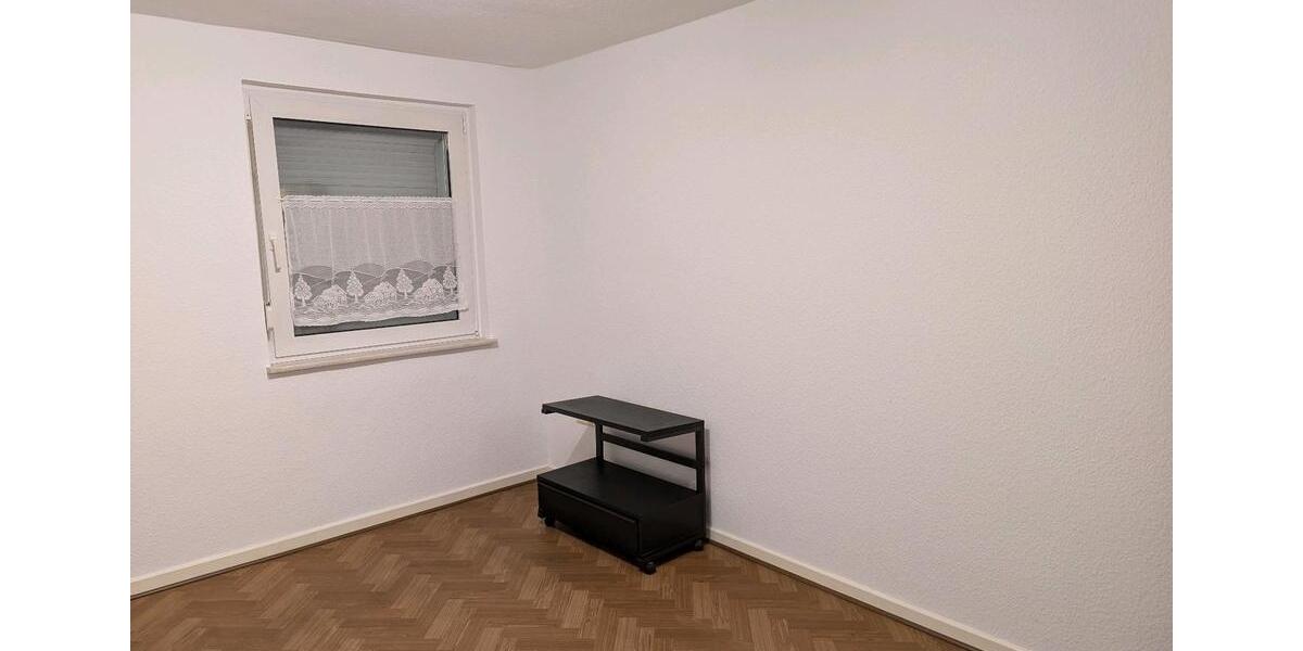 Dachgeschoßwohnung Burbach - 2.5 Zimmer, 47 m&sup2;, 370&euro; | Angebot:23793694