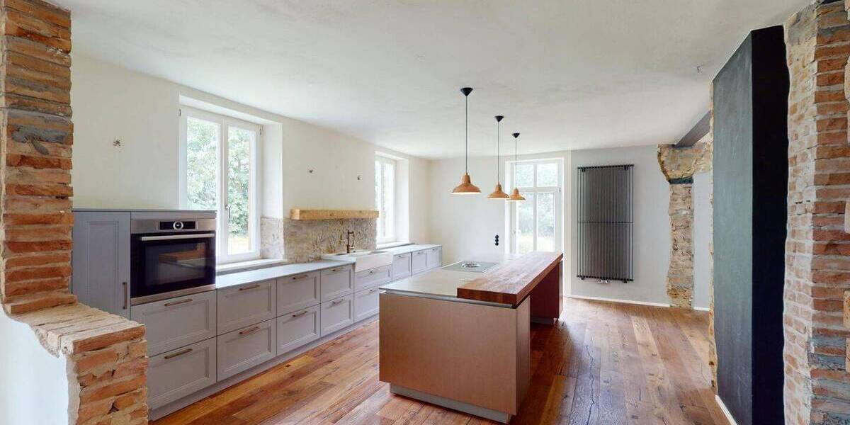 traumhaftes Wohnhaus in wundervoller Lage 6 zimmer