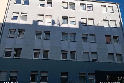 Attraktive Kapitalanlage! Helle 2-Zi.-Wohnung in zentraler Lage
