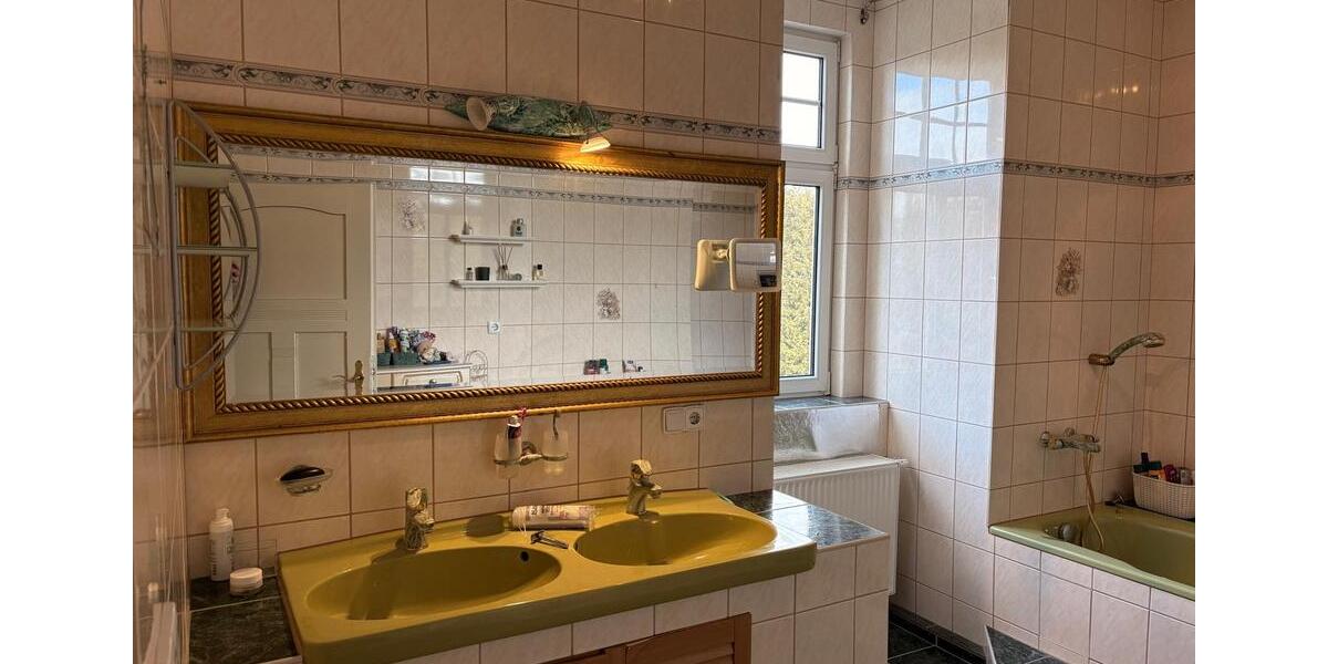 Einfamilienhaus Frankenblick - 6 Zimmer, 190 m&sup2;, 250.000&euro; | Angebot:26522542