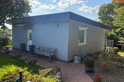 Charmantes WochenendFerienhaus mit Garten und Terrasse in Overat zimmer
