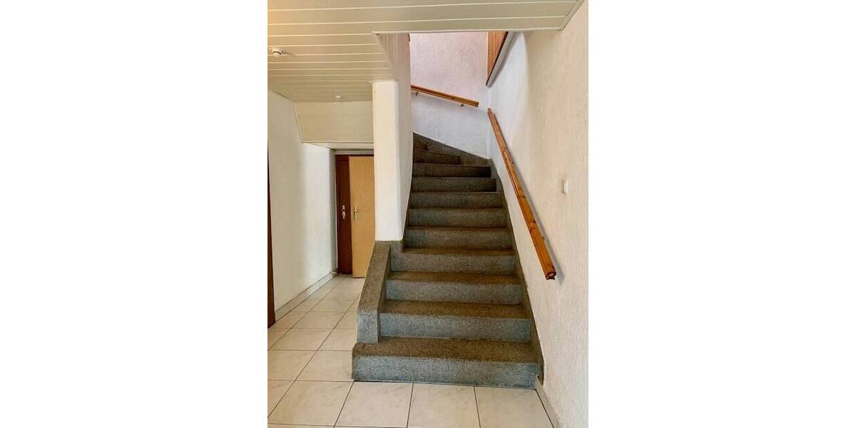 Reihenendhaus Reichenbach - 6 Zimmer, 127 m&sup2;, 85.000&euro; | Angebot:25662050