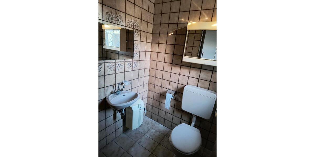 Doppelhaushälfte Straubing - 5 Zimmer, 160 m&sup2;, 1.350&euro; | Angebot:26163412