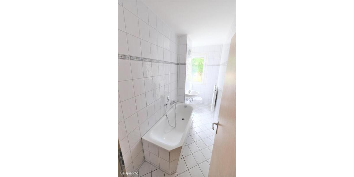 Etagenwohnung Saalfeld (Saale) - 3 Zimmer, 59 m&sup2;, 336&euro; | Angebot:26067537