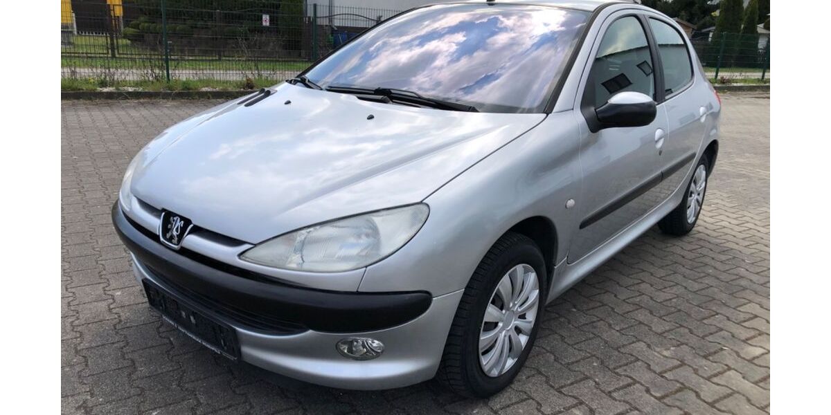Peugeot 206 102.000 km 1.790 &euro; Zörbig 06780