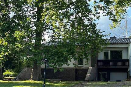 Haus Bad Sobernheim - 4 Zimmer, 173 m&sup2;, 1.300&euro; | Angebot:25741736