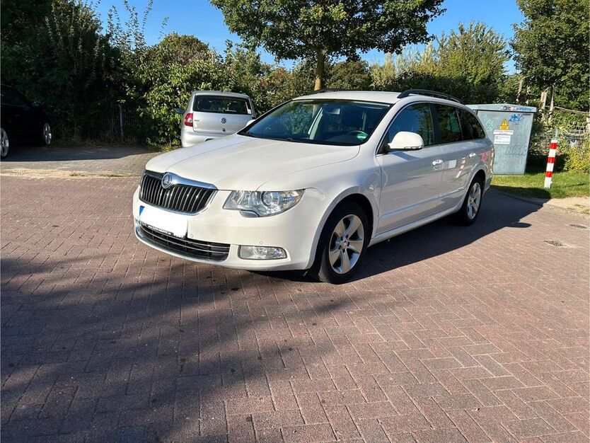 Skoda Superb 184.000 km 8.600 € Schönberg 24217