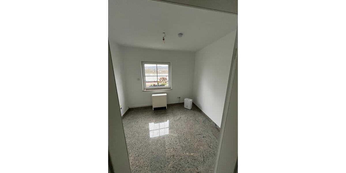 Einfamilienhaus Remagen - 4 Zimmer, 110 m&sup2;, 1.600&euro; | Angebot:24695980