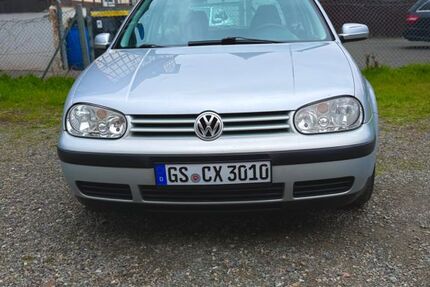 VW Golf 260.000 km 2.100 &euro; Goslar 38642