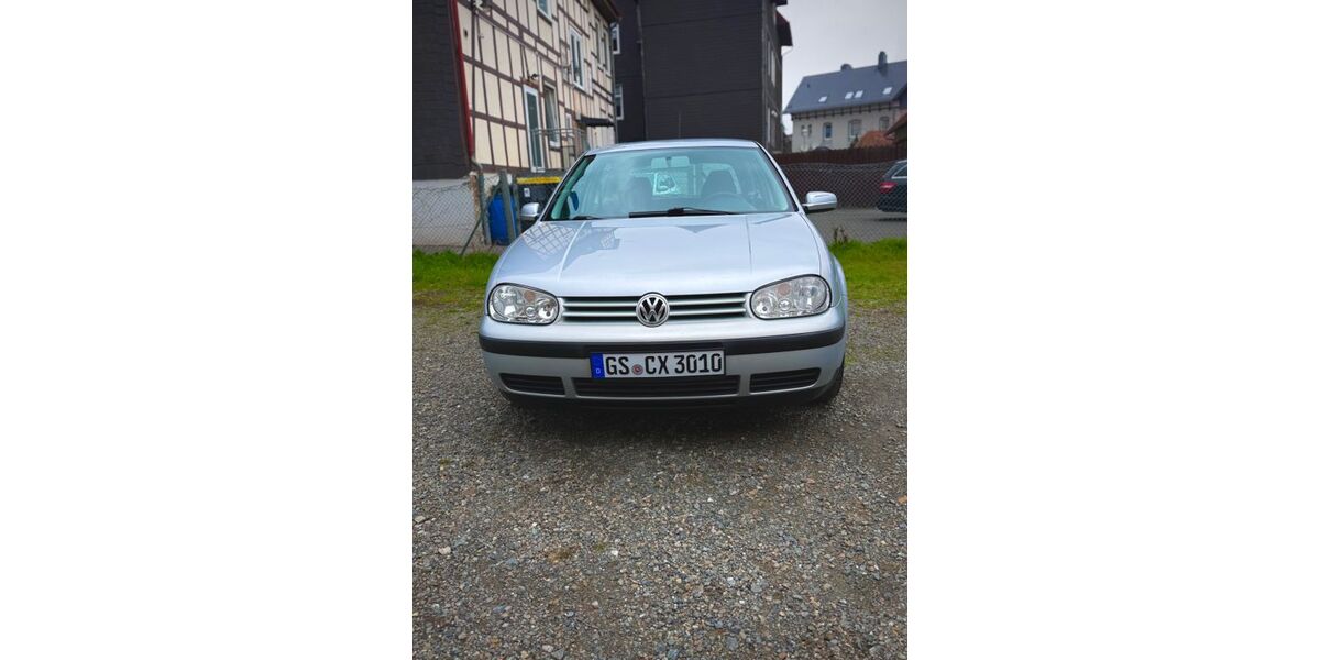 VW Golf 260.000 km 2.100 &euro; Goslar 38642