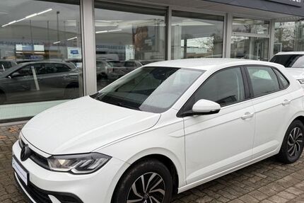 VW Polo 98.000 km 15.890 € Braunschweig 38116