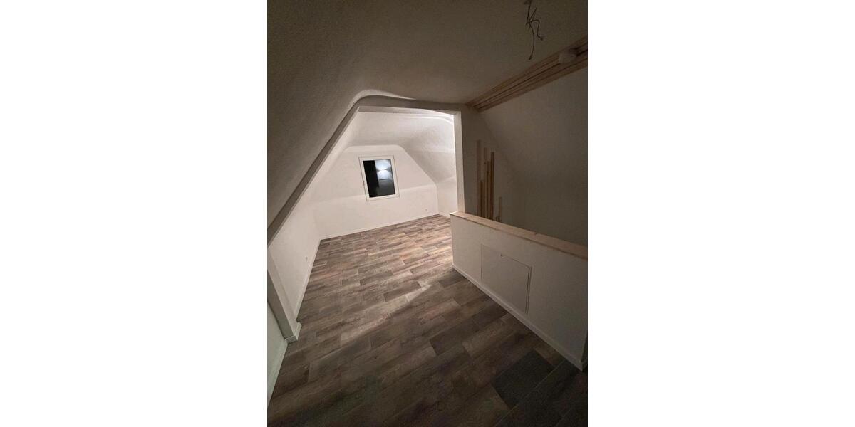 Einfamilienhaus Bühlertal - 3 Zimmer, 98 m&sup2;, 1.100&euro; | Angebot:26197191