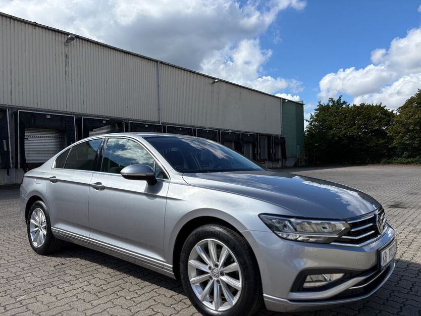 VW Passat 84.286 km 14.000 € Greppin 06803