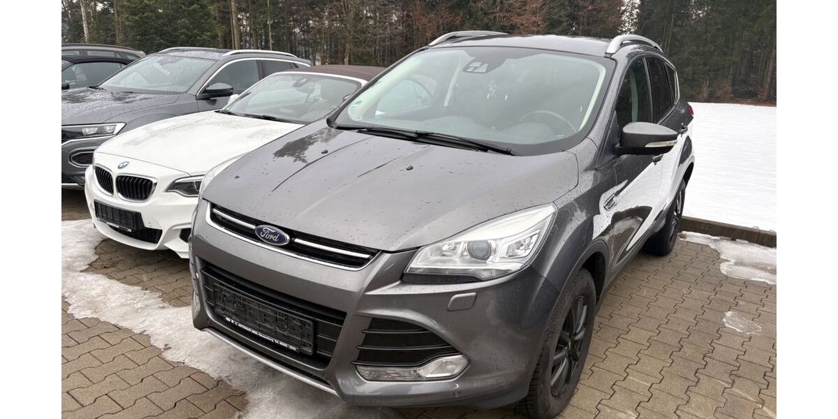 Ford Kuga 134.000 km 5.900 &euro; Wegscheid 94110
