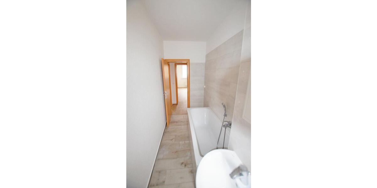 Etagenwohnung Sangerhausen - 4 Zimmer, 72 m&sup2;, 446&euro; | Angebot:26381074