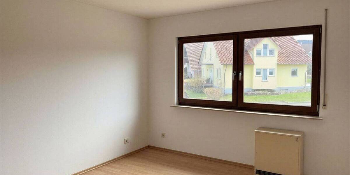 Etagenwohnung Hechingen Stetten - 4 Zimmer, 105 m&sup2;, 265.000&euro; | Angebot:26435456