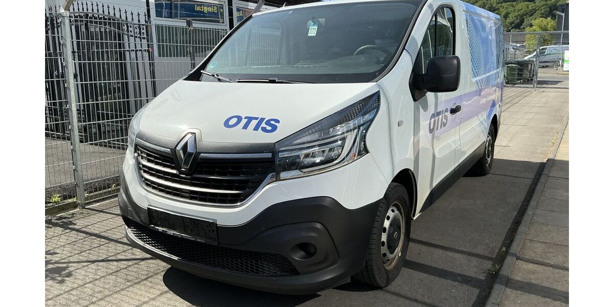 Renault Trafic 111.295 km 15.900 &euro; Eitorf 53783