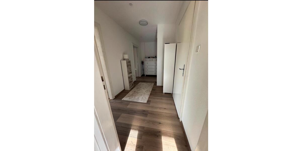 Dachgeschoßwohnung Wunstorf - 2 Zimmer, 70 m&sup2;, 600&euro; | Angebot:26398879