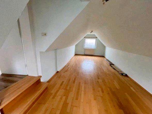 Einfamilienhaus Edewecht - 7 Zimmer, 150 m&sup2;, 379.000&euro; | Angebot:26625063