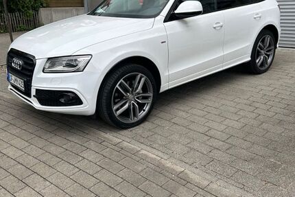 Audi Q5 225.000 km 17.400 &euro; Offenbach am Main 63069