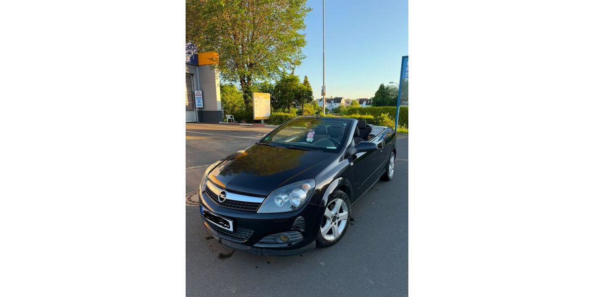 Opel Astra 215.000 km 2.199 &euro; Wetzlar 35585