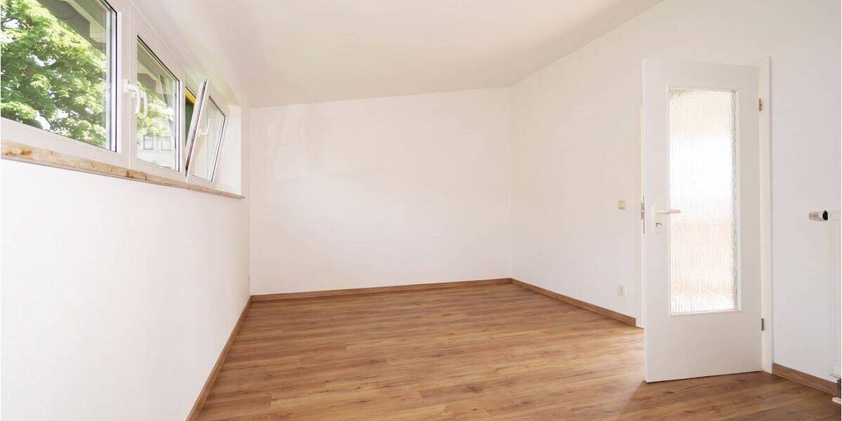 Reihenmittelhaus Rabenau / Obernaundorf Rabenau - 4 Zimmer, 124 m&sup2;, 350.000&euro; | Angebot:26107006