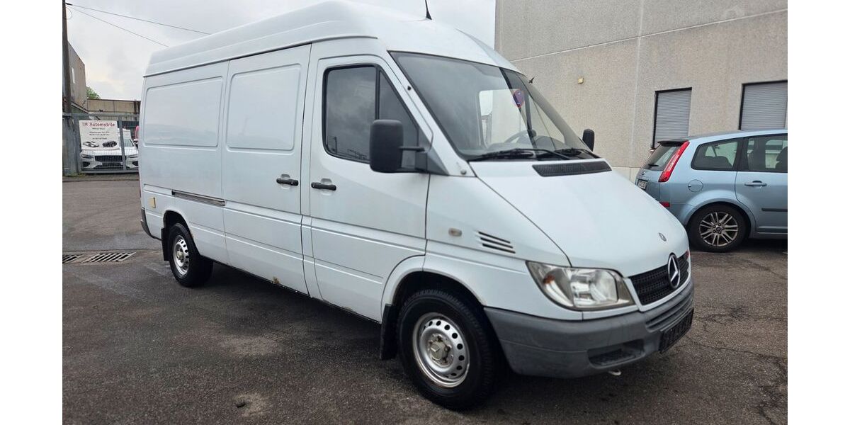 Mercedes-Benz Sprinter 231.500 km 5.495 &euro; Köln 50827