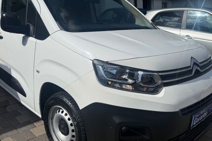 Citroen Berlingo 64.000 km 9.599 &euro; Essingen 73457