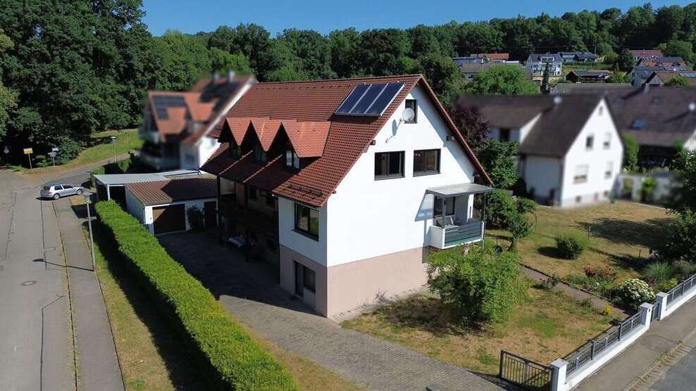 Haus zum Kaufen in Heideck 549.000 € 221 m²
