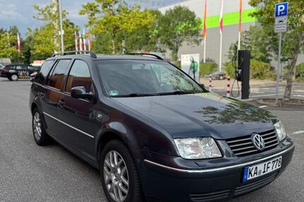VW Bora 189.300 km 2.370 € Karlsruhe 76185