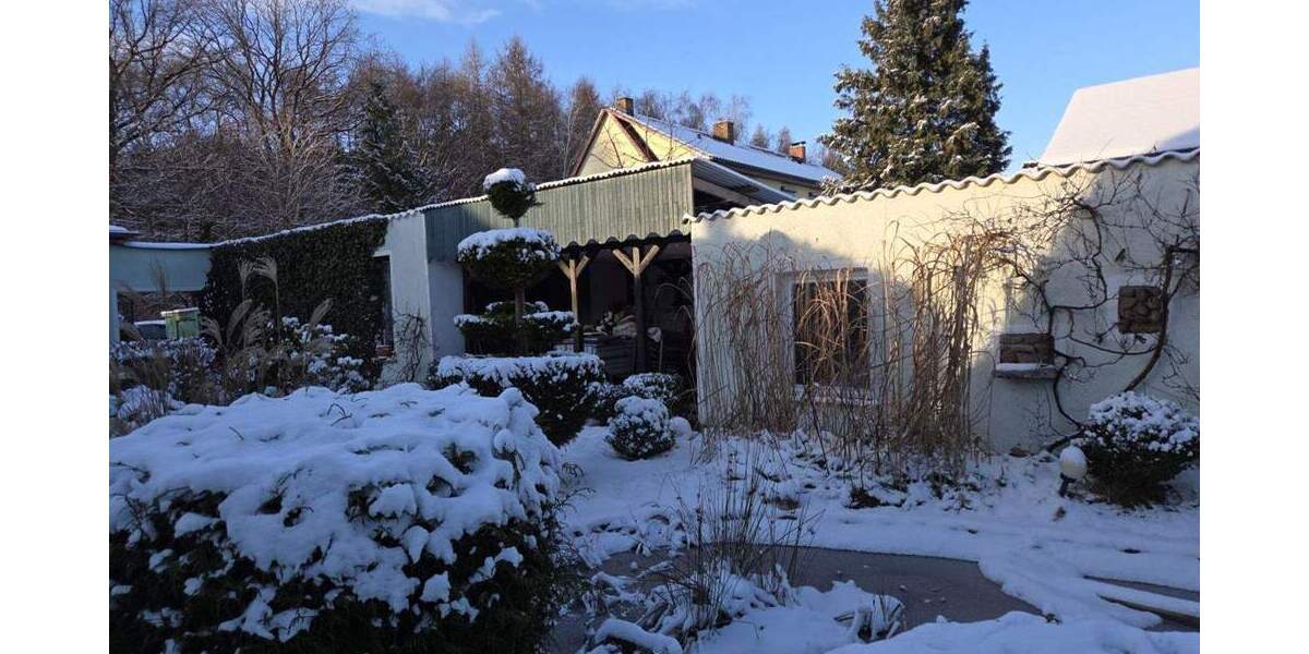 DHH - Haus auf super Grundstück - inkl. Ferienbungalow - ruhige und beliebte Lage 4 zimmer