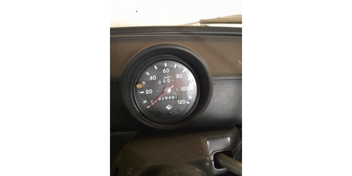 Trabant P 601 82.849 km 1.999 &euro; Erdweg 85253