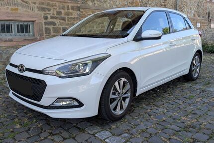 Hyundai i20 135.000 km 5.250 &euro; Wettenberg 35435
