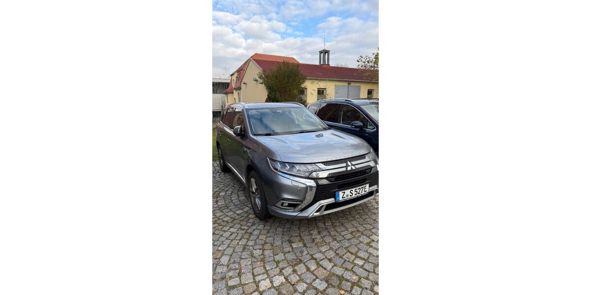 Mitsubishi Outlander 85.500 km 19.900 &euro; Kirchberg 08107