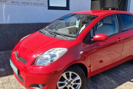 Toyota Yaris 152.000 km 3.674 &euro; Elsdorf 50189