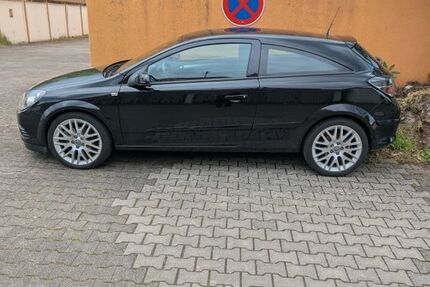 Opel Astra 78.000 km 5.300 &euro; Karlsruhe 76227