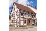 Einfamilienhaus Bad Arolsen - 8 Zimmer, 110 m&sup2;, 185.000&euro; | Angebot:24848427