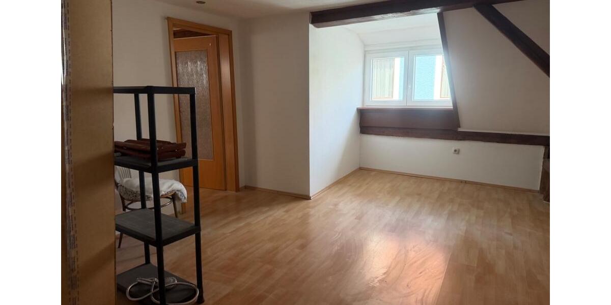 Einfamilienhaus Roding - 5 Zimmer, 120 m&sup2;, 125.000&euro; | Angebot:26975386