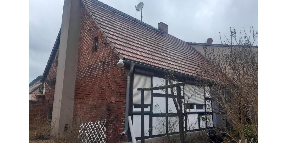 Doppelhaushälfte Neustadt (Dosse) - 4.5 Zimmer, 122 m&sup2;, 100.000&euro; | Angebot:26412274