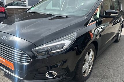 Ford S-Max 284.600 km 11.680 € Düsseldorf 40549