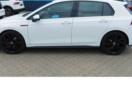 VW Golf 29.900 km 24.390 &euro; Vordorf 38533
