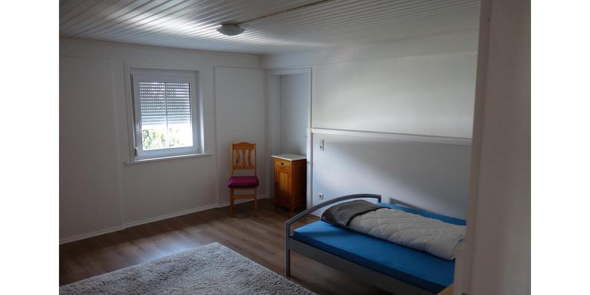 Etagenwohnung Isny im Allgäu - 3 Zimmer, 100 m&sup2;, 400&euro; | Angebot:26415190