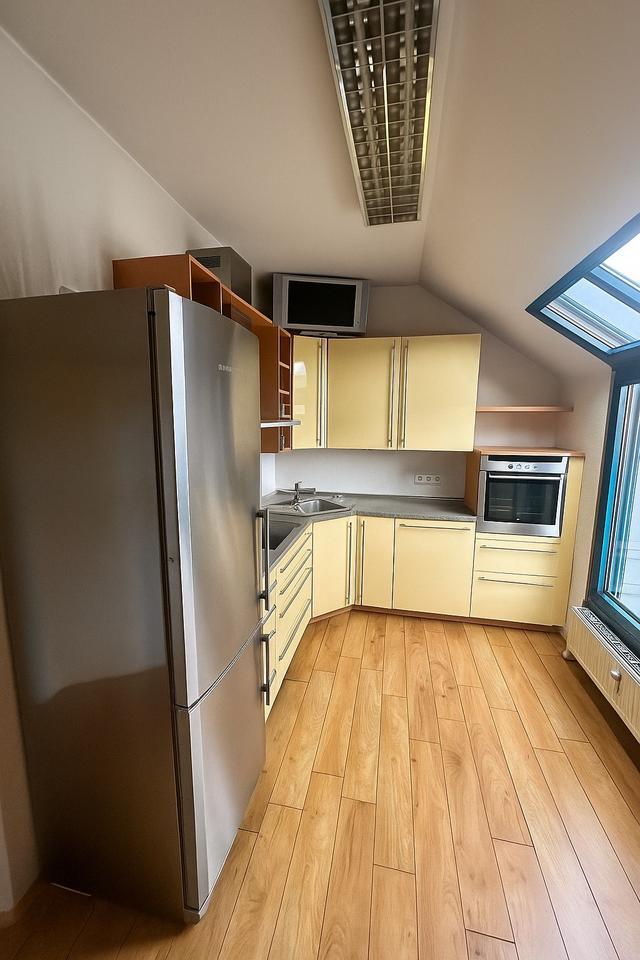Repräsentative Bürofläche mit Wintergarten Gathe 70
