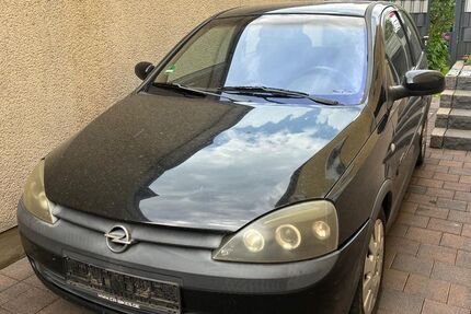 Opel Corsa 225.805 km 700 &euro; Solingen 42655