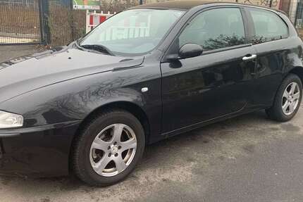 Alfa Romeo 147 140.000 km 1.249 &euro; Berlin 10829