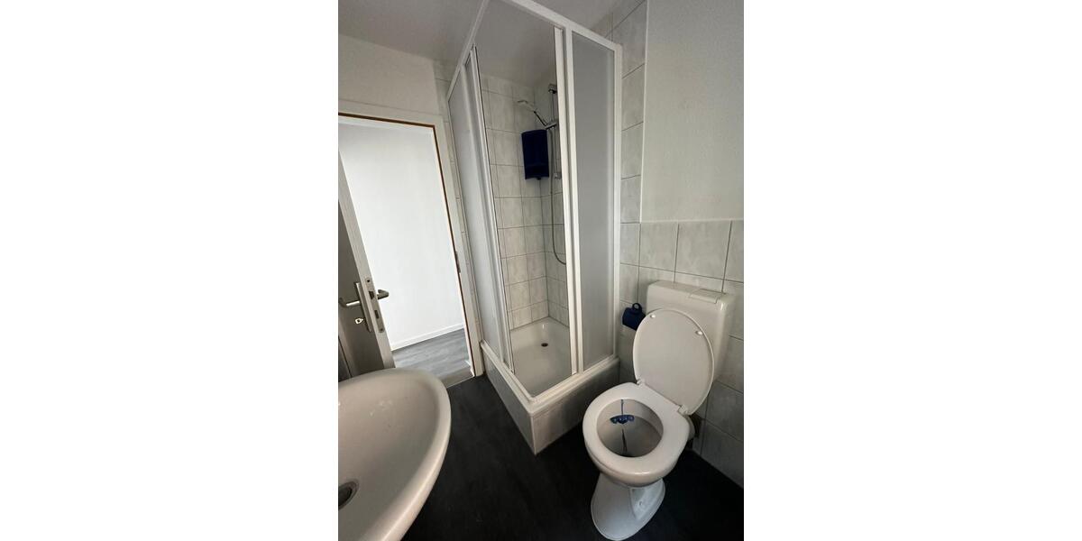 Etagenwohnung Teterow - 4 Zimmer, 101 m&sup2;, 911&euro; | Angebot:26248161