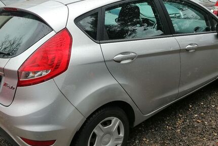 Ford Fiesta 124.000 km 2.950 &euro; Schönefeld OT-Waltersdorf 12529