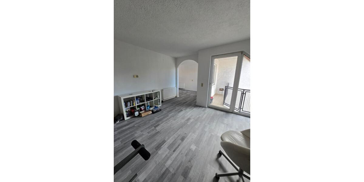 Etagenwohnung Kindenheim - 2 Zimmer, 85 m&sup2;, 750&euro; | Angebot:25082048