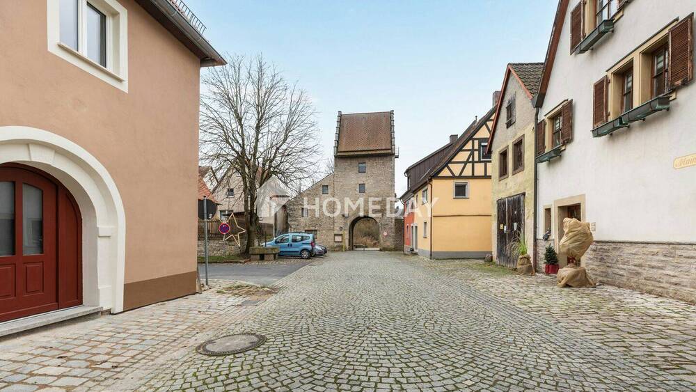 Einfamilienhaus Frickenhausen - 4 Zimmer, 87 m&sup2;, 110.000&euro; | Angebot:25799544