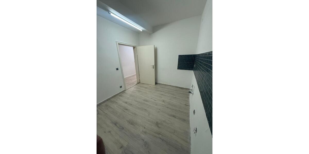 Dachgeschoßwohnung Tuttlingen - 3.5 Zimmer, 87 m&sup2;, 1.180&euro; | Angebot:26660147